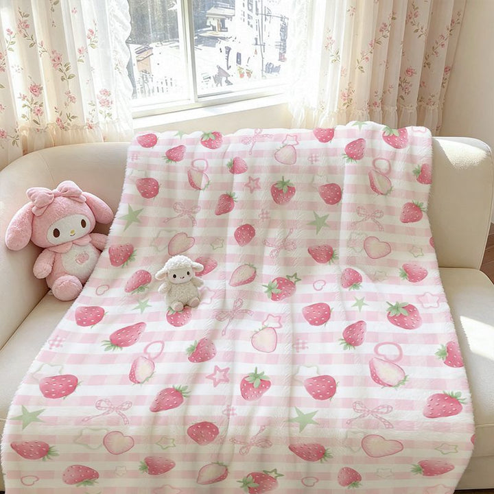 Strawberry-Themed Cozy Fleece Blanket