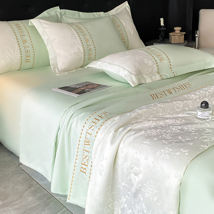 Satin Floral Patterned Bedding Set