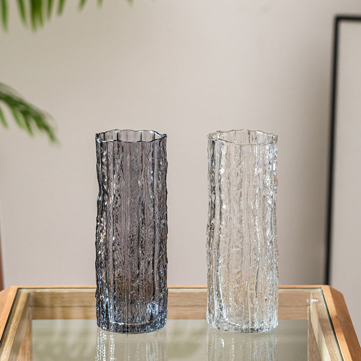 Artful Glass Vase in Modern Design Stornfield