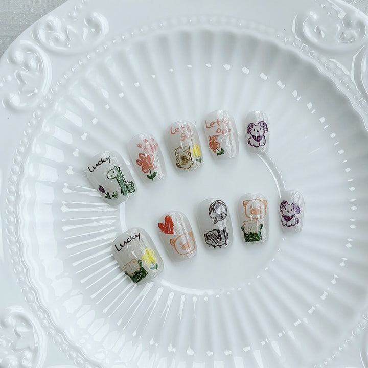 Decorative Press-On Nail Art Set with Floral Accents  1791773215