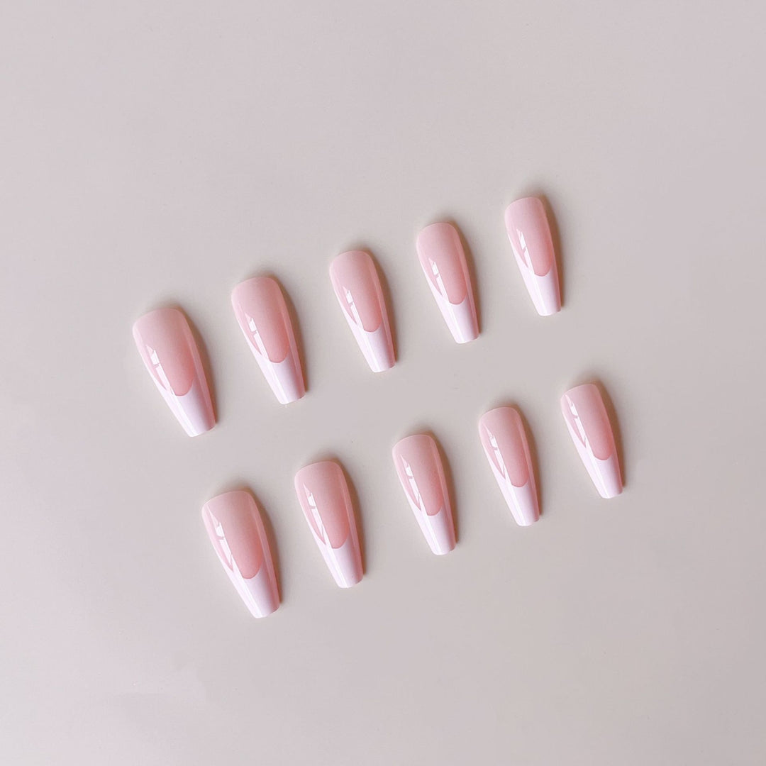 Acrylic nail set in stylish French Design Stornfield