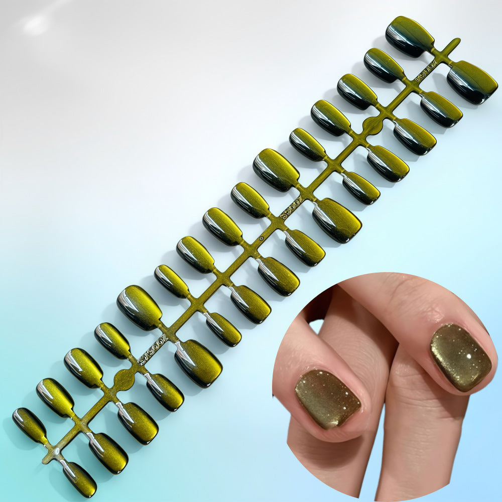 Artificial nails in luxurious gradient Stornfield