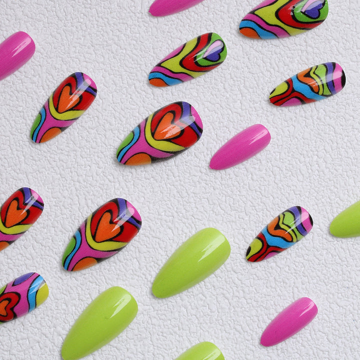 Artistic Heart-Patterned Press-On Nails Stornfield