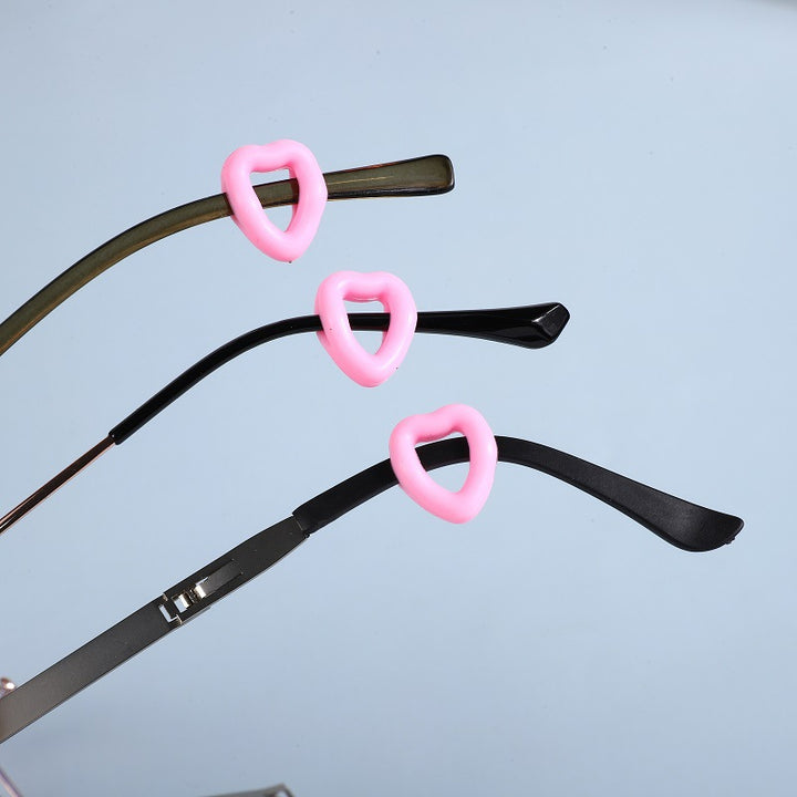 Heart-Shaped Rubber Accessories Stornfield