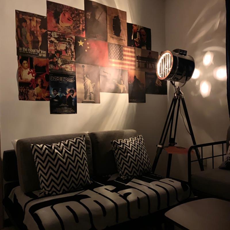 Vintage-Inspired Tripod Floor Lamp