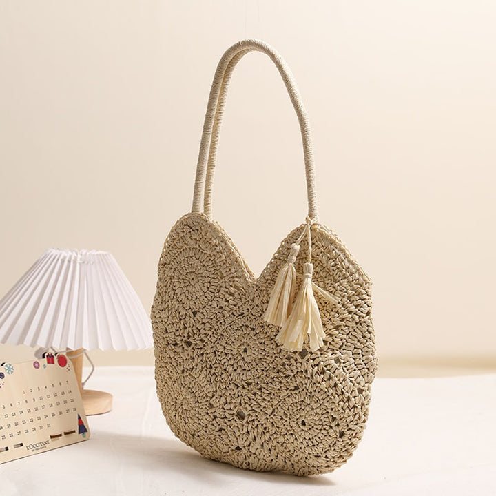 Handmade straw bag with structured design Stornfield