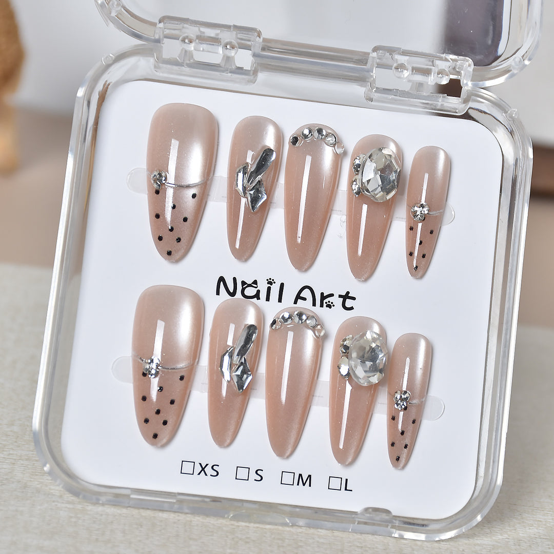 Premium Glamorous Press-On Nail Extensions Stornfield