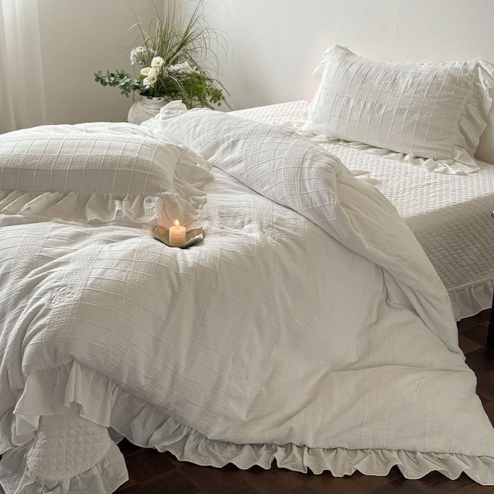 Ruffled Textured Cotton Duvet Cover Set with Matelassé Panels