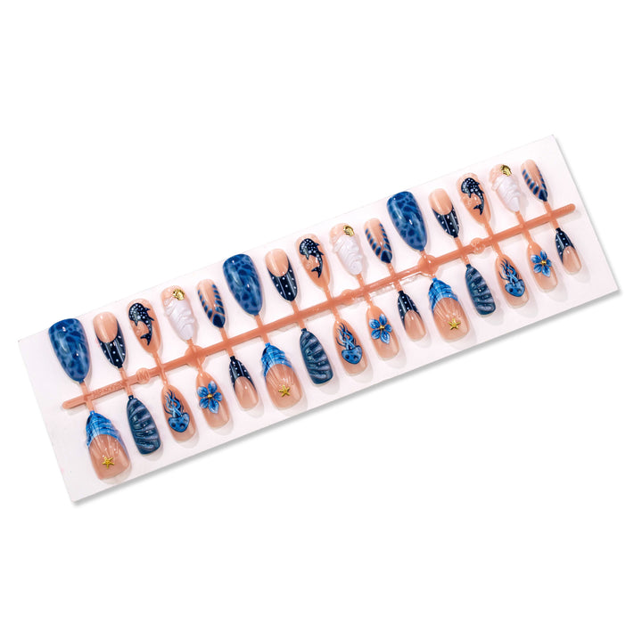 Artistic Ocean-Themed Press-On Nails Stornfield