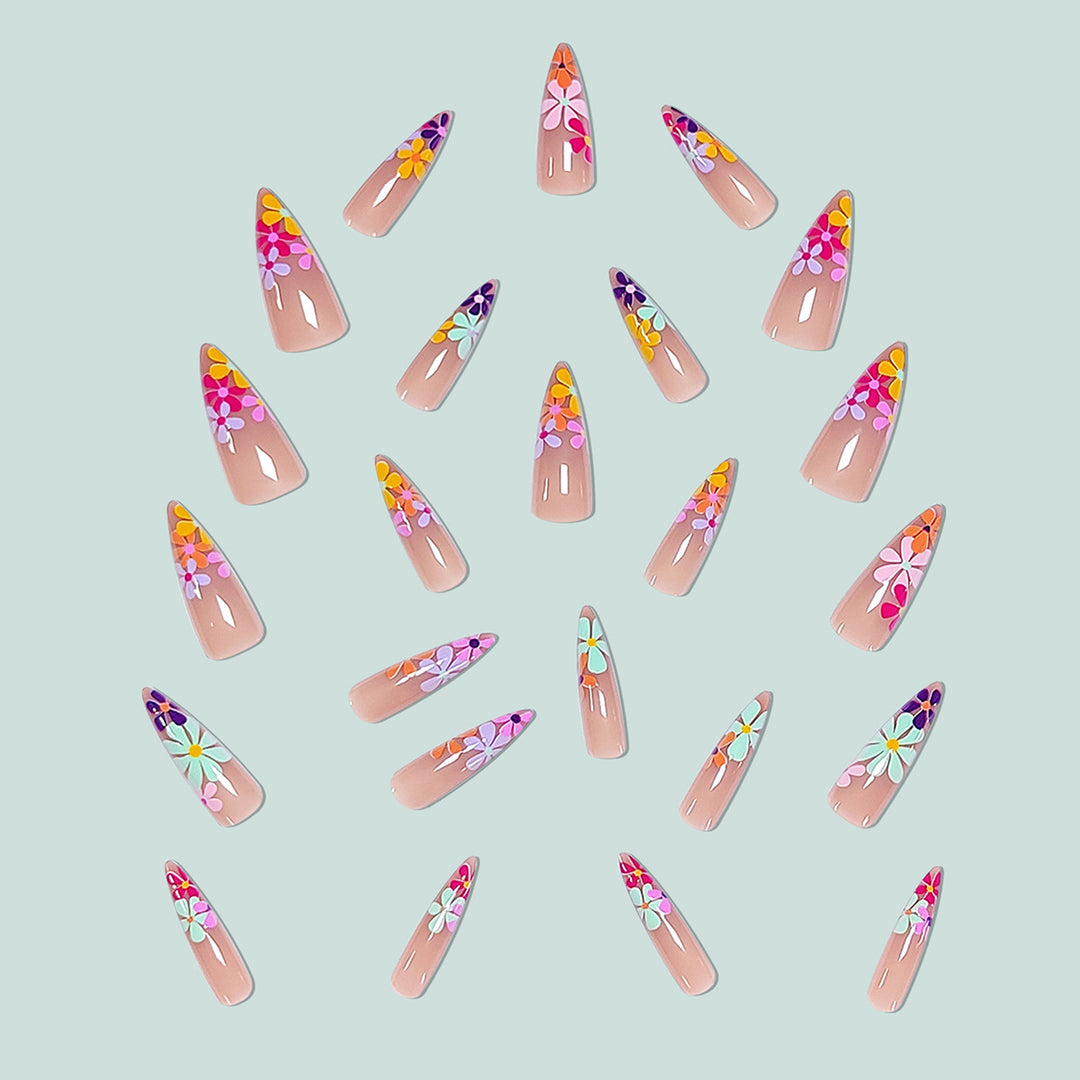 Trendy Artificial Nails Stornfield