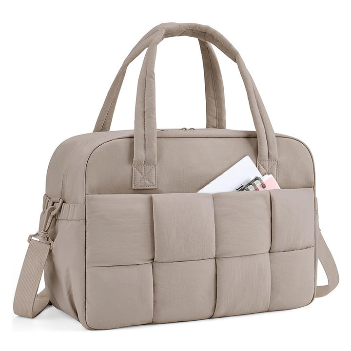 Practical and Stylish Travel Bag with Structured Design Stornfield
