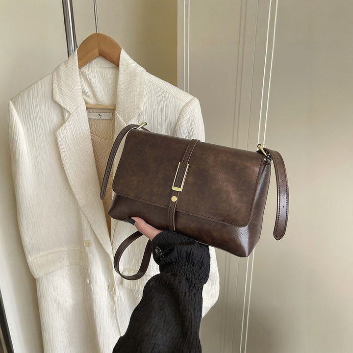 Elegant Crossbody Clutch Bag