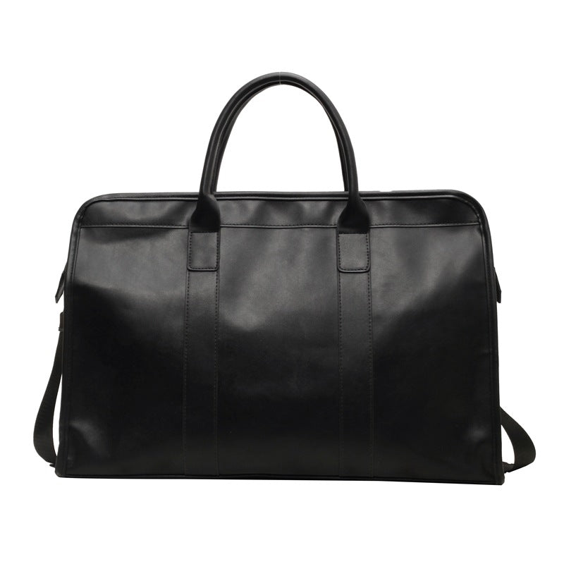 Sleek Elegant Leather Travel Bag Stornfield