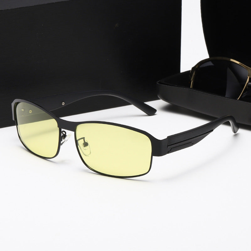 Ladies sporty sunglasses with robust metal frame and polarized lenses Stornfield