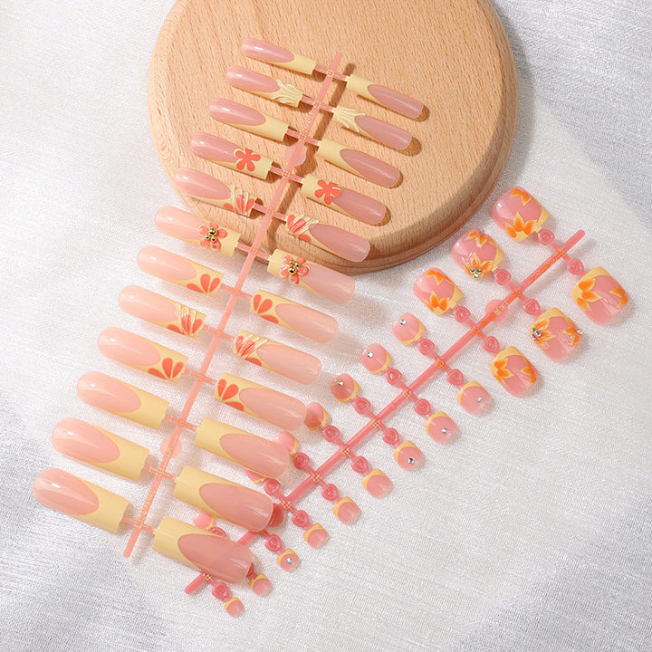 French-Inspired Floral Press-On Nail Set Stornfield