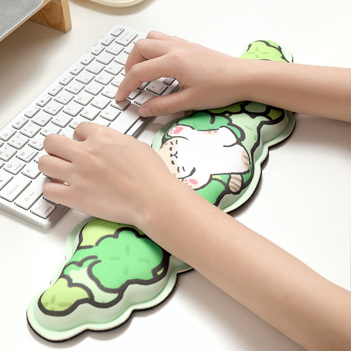 Cute Cat-Themed Ergonomic Mouse Pad