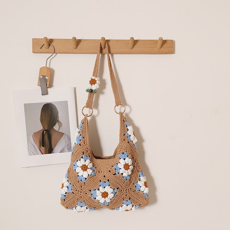 Handcrafted crochet handbag in floral design Stornfield