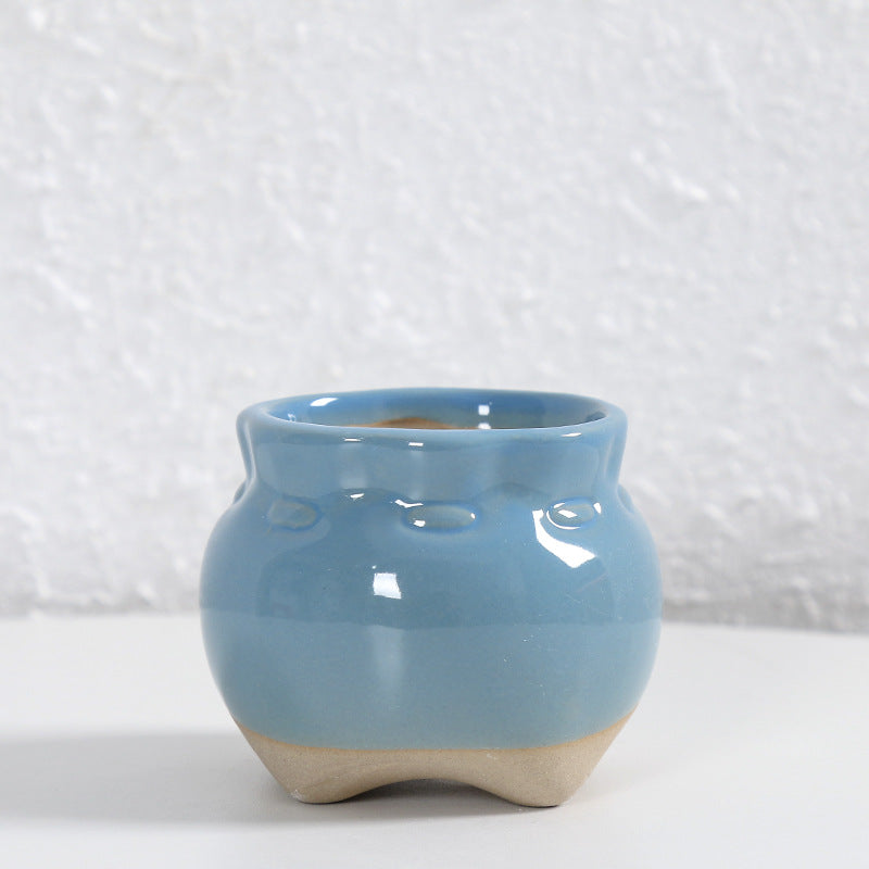 Contemporary Curved Ceramic Vase Stornfeild