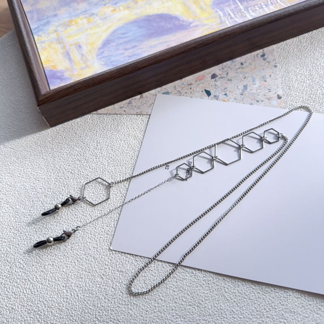 Geometric Pendant Necklace Stornfield