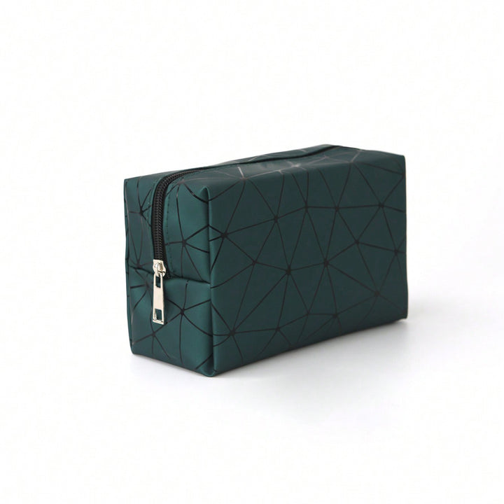 Practical cosmetic bag with 3D structure Stornfield