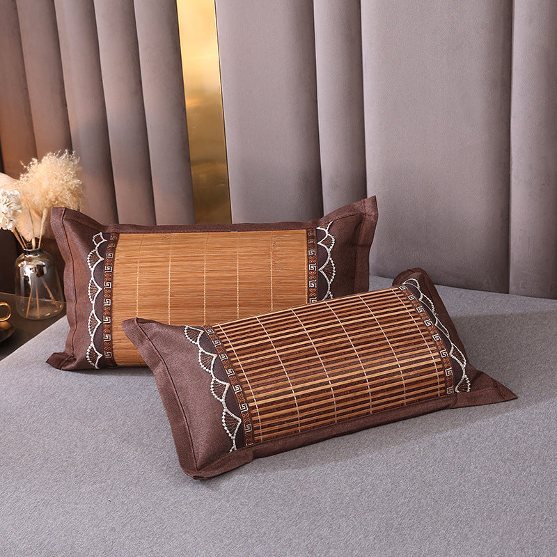 Elegant pillowcase set in jacquard look with embroidered border and satin trim