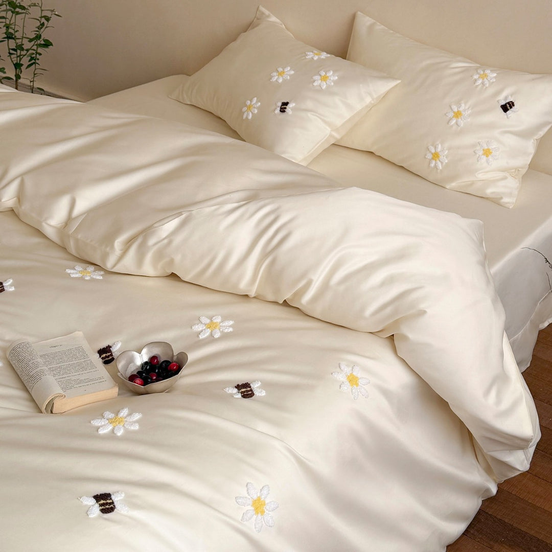 Hand-Embroidered Daisy and Bee Satin-Sateen Duvet Cover Set