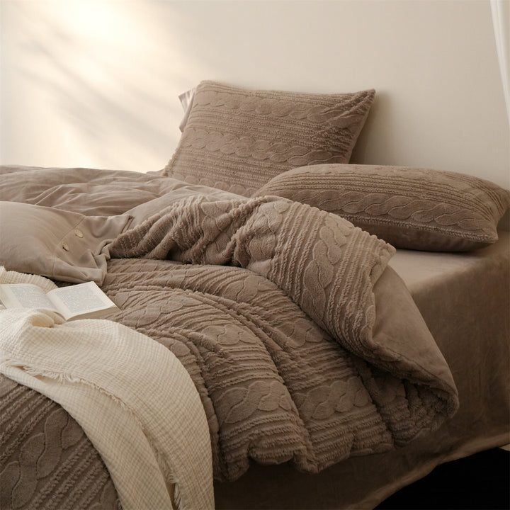 Luxurious textured chenille cuddle bedding set