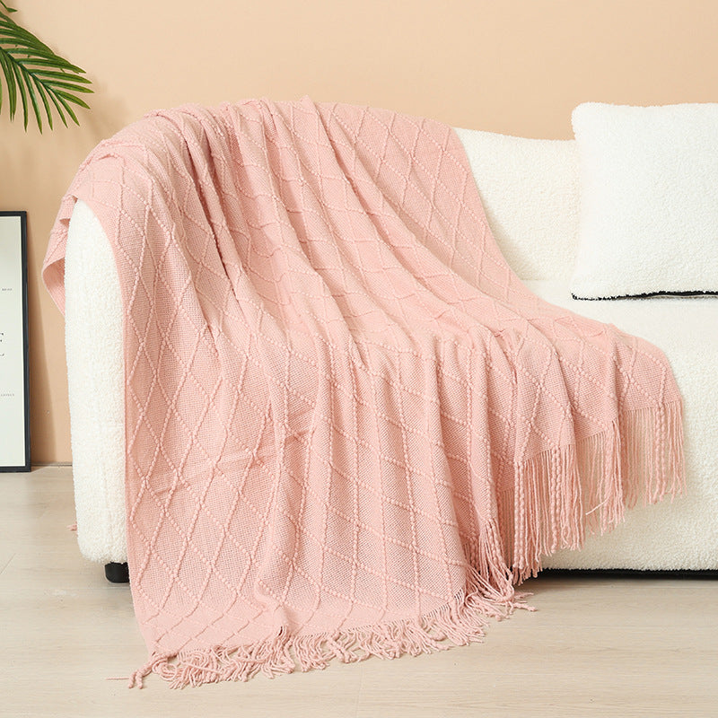 Women Elegant and stylish living and cuddly blanket with fringes Stornfield