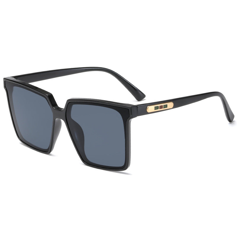 Women's Fashion Oversized Sunglasses with Luxurious Design Stornfield