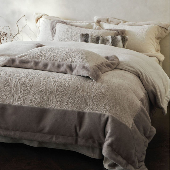 Plush Faux-Fur Reversible Down-Alternative Comforter Set with Velvet-Texture Shams
