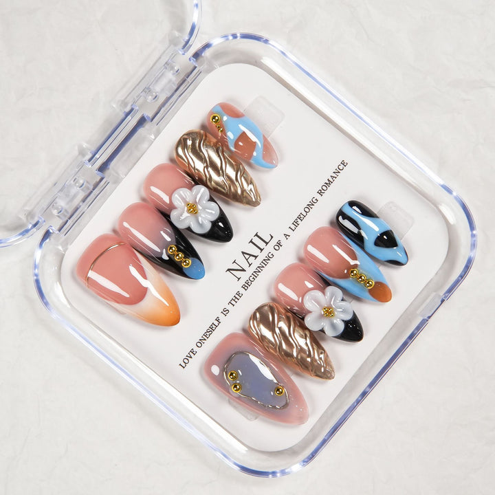 Artistic Glam Nail Set