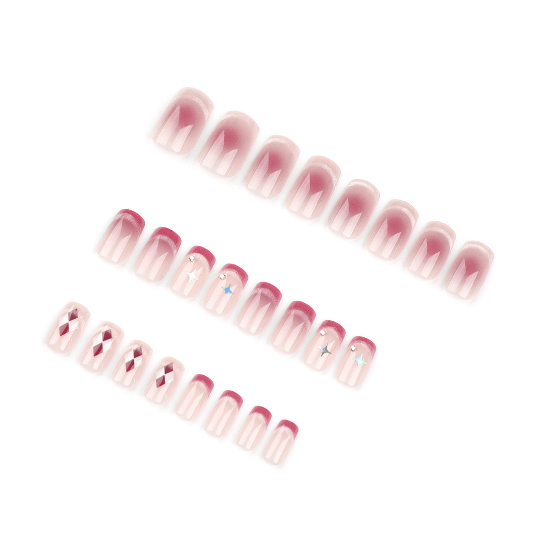 Glamorous nail art with high-gloss effect Stornfield
