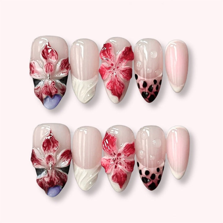 Acrylic nail set with glamorous animal print and elegant accents Stornfield
