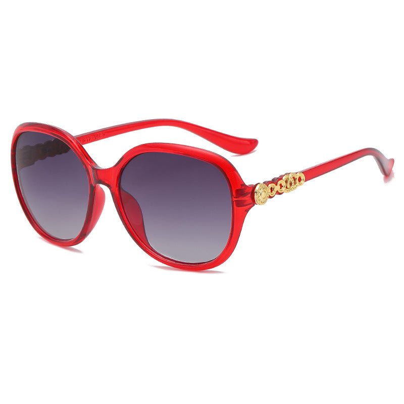 Women's oversized sunglasses with trendy tortoiseshell pattern and elegant frame accents Stornfield