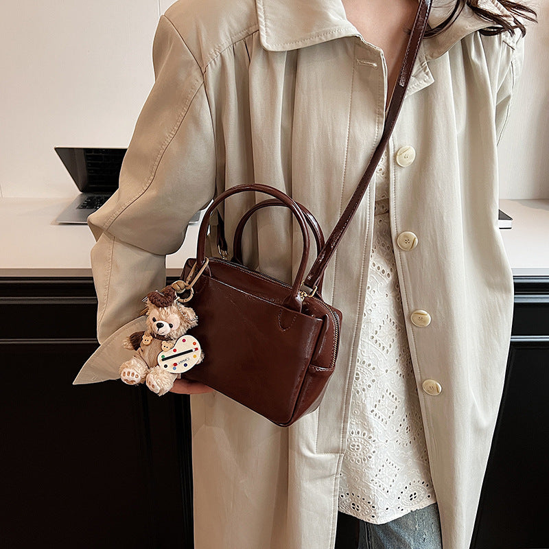 Luxurious Structured Leather Handbag Stornfield