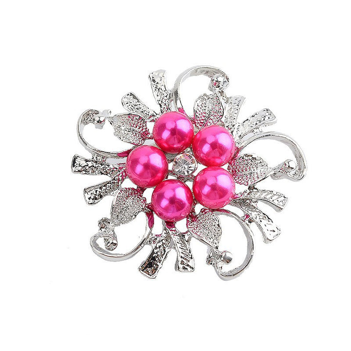 Glamorous brooch with pearl set Stornfield