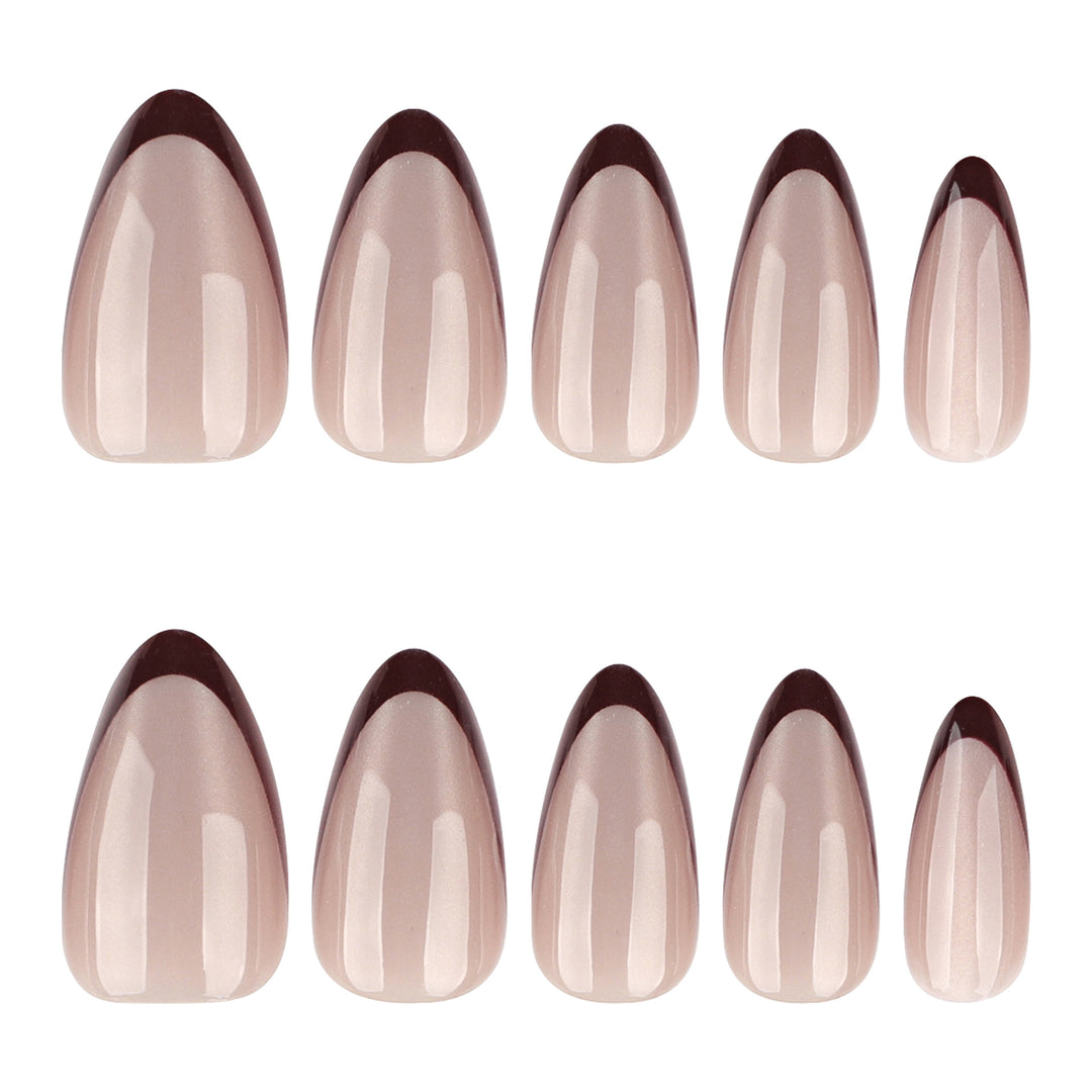 Artificial nail art with elegant French tip Stornfield