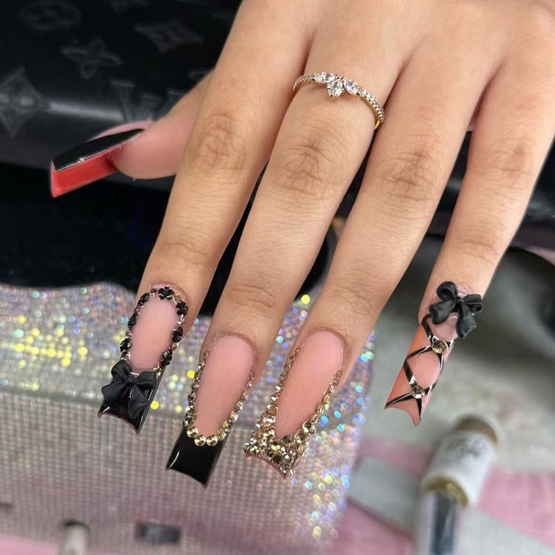 Luxury artificial nails with sparkling accents and creative design Stornfield
