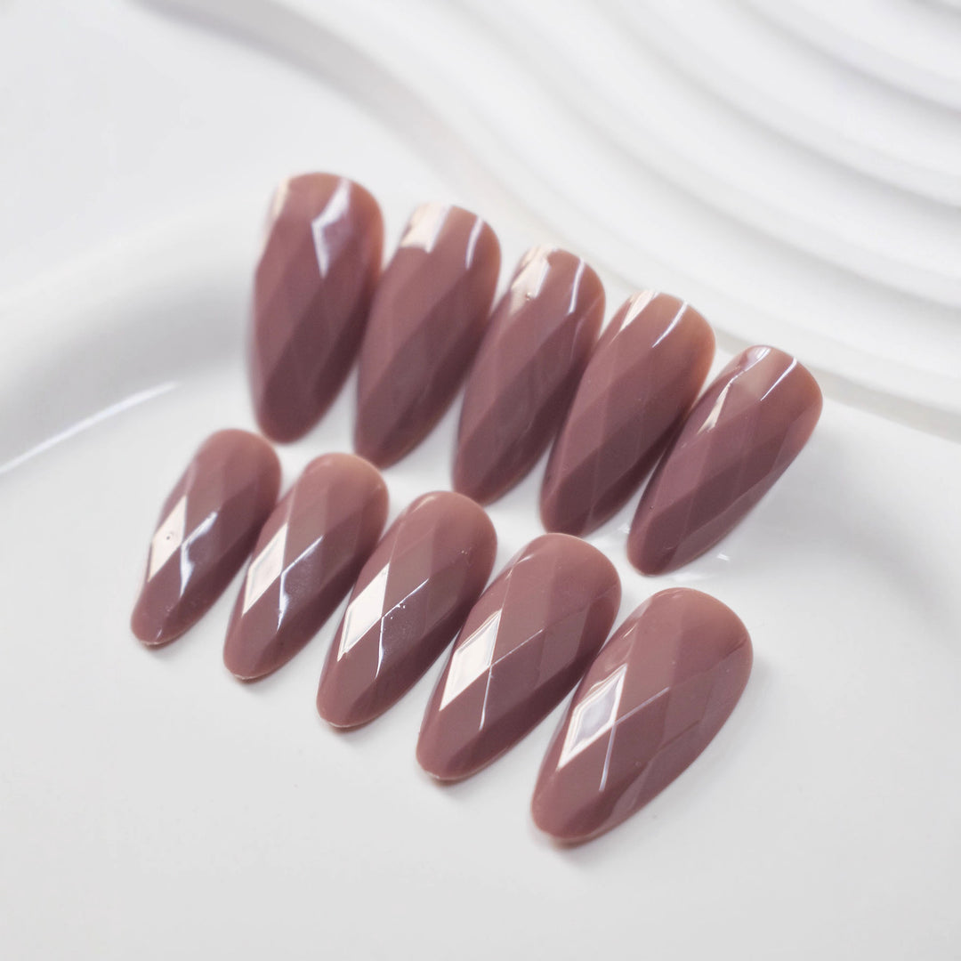 Premium Glossy Diamond-Shaped Press-On Nails Stornfield