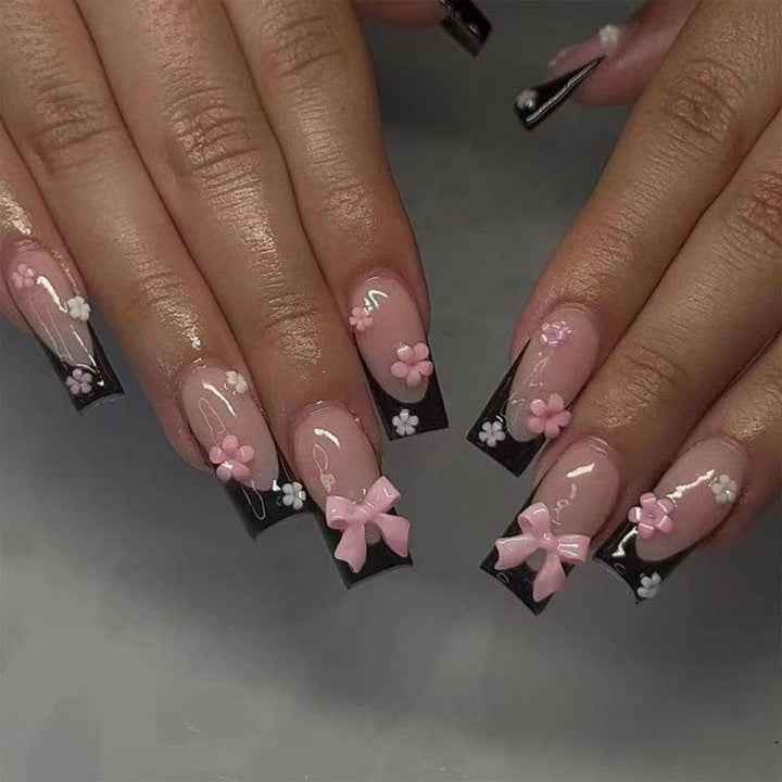 Artficial Nail Set with Floral Decorations Stornfield