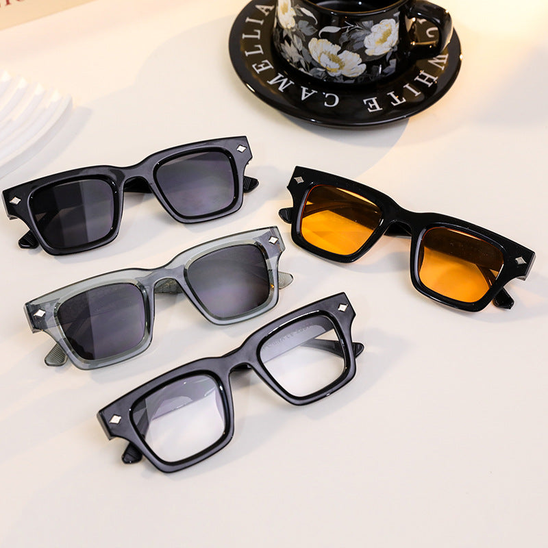 Women's fashionable reading glasses with ergonomic design Stornfield