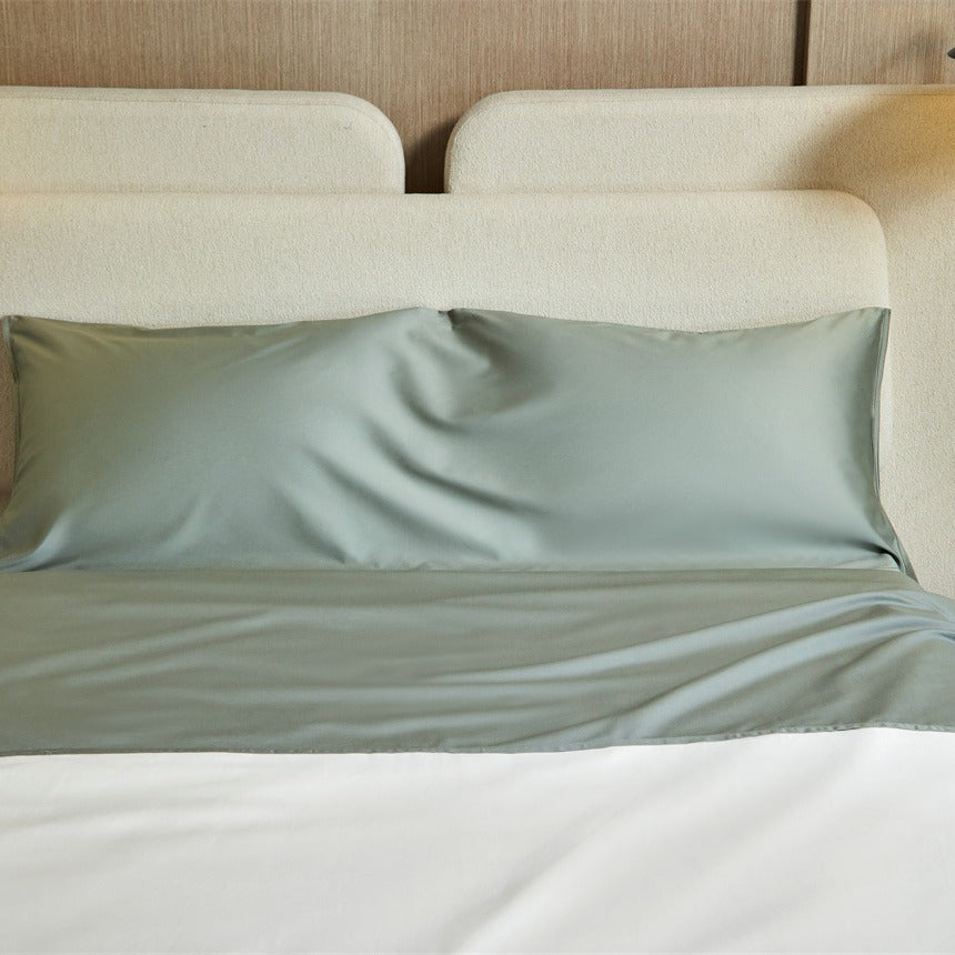 Luxurious satin bedding set with fitted sheet and pillowcase