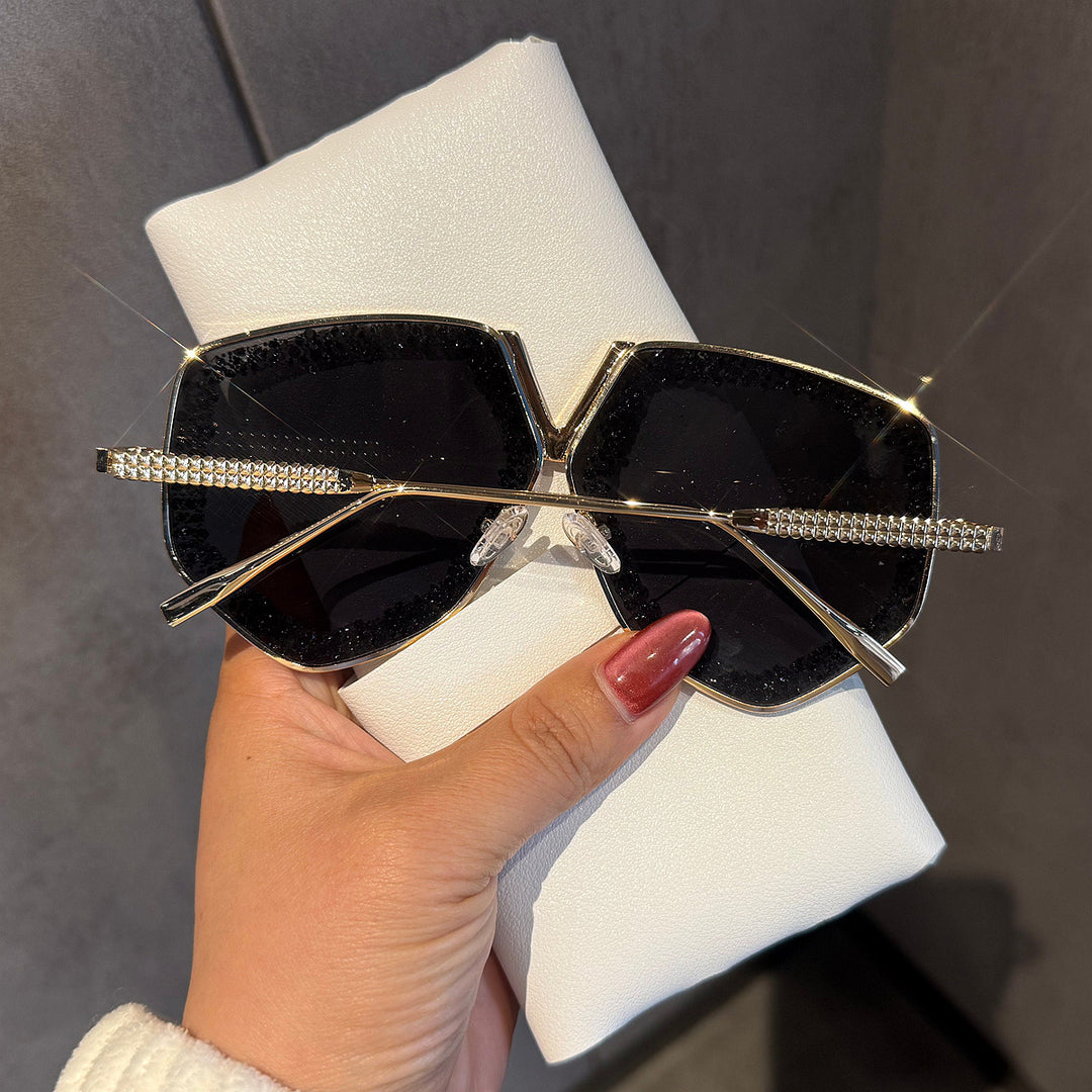 Ladies luxurious sunglasses with glamorous rhinestone frame Stornfield
