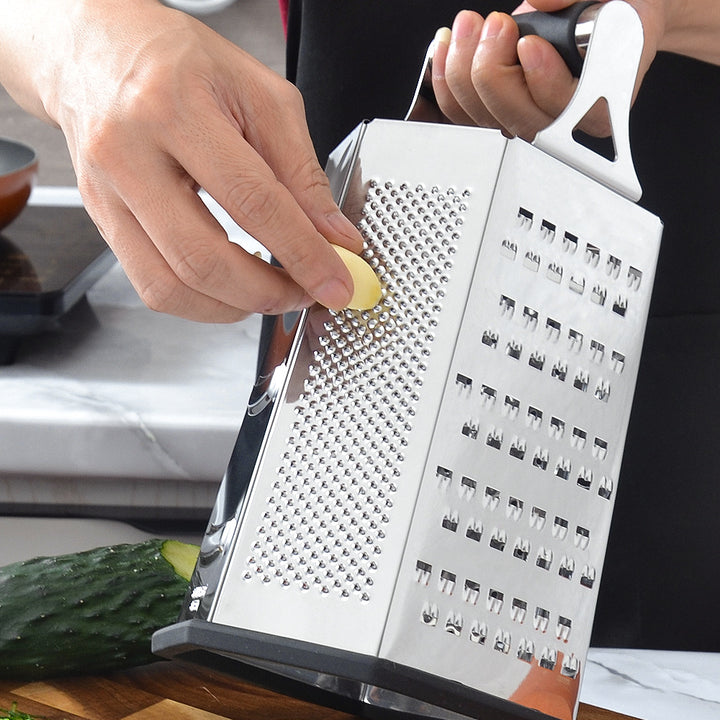 High-quality stainless steel kitchen grater with non-slip base Stornfield