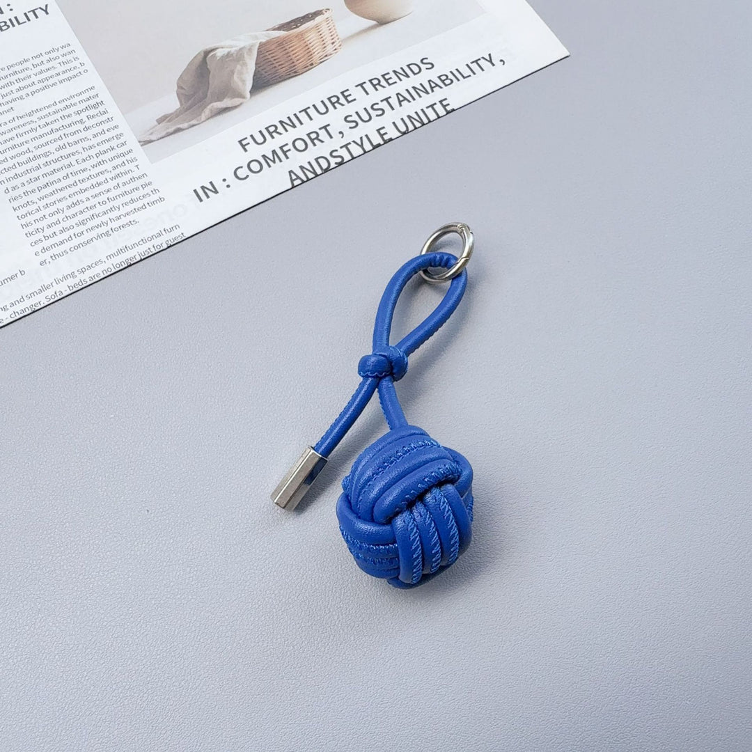 Stylish Knotted Leather Keychain Stornfield