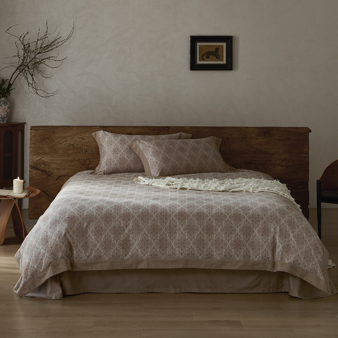 Floral Cotton-Linen Bedspread Set with Chambray Trim