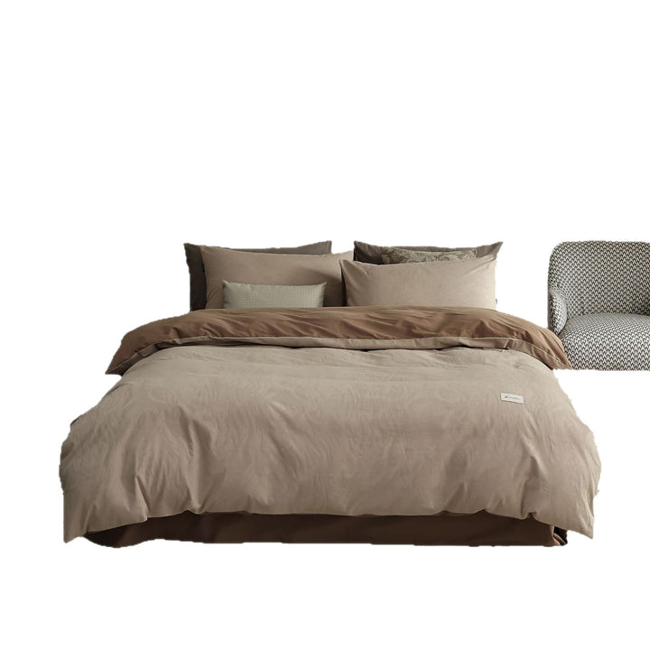 Luxurious year-round bedding set made from skin-friendly cotton blend with subtle wave texture and concealed hotel closure