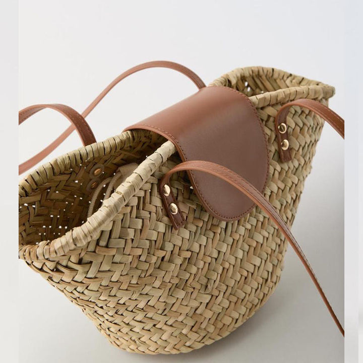Handcrafted basket bag with leather flap Stornfield