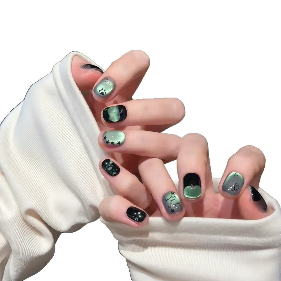 Artistic Nail Art Extensions