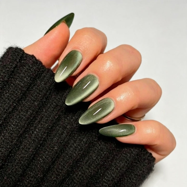 High-quality artificial nails with elegant gradient color Stornfield